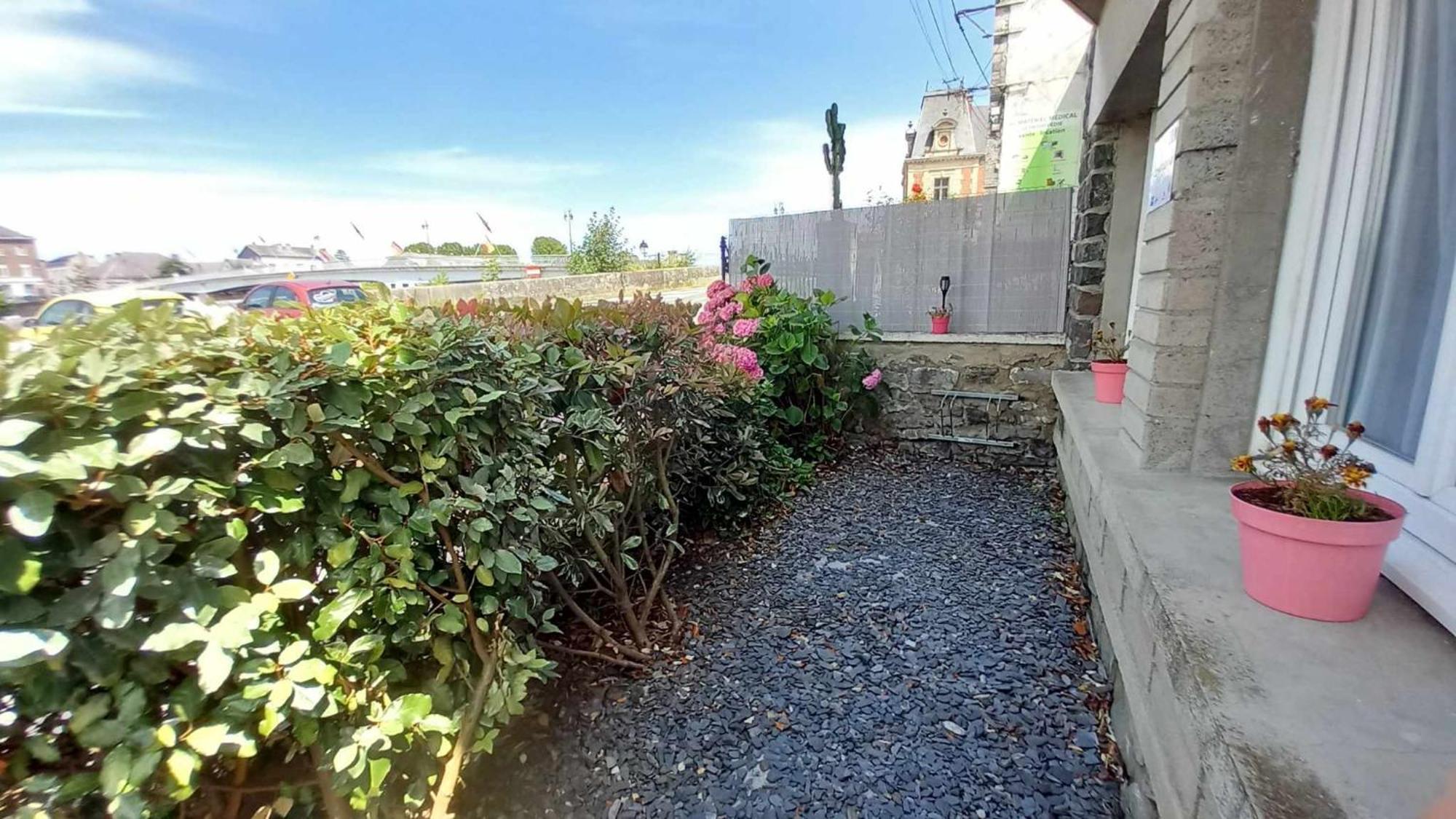 Apartamento Le Bellevue Givet Exterior foto
